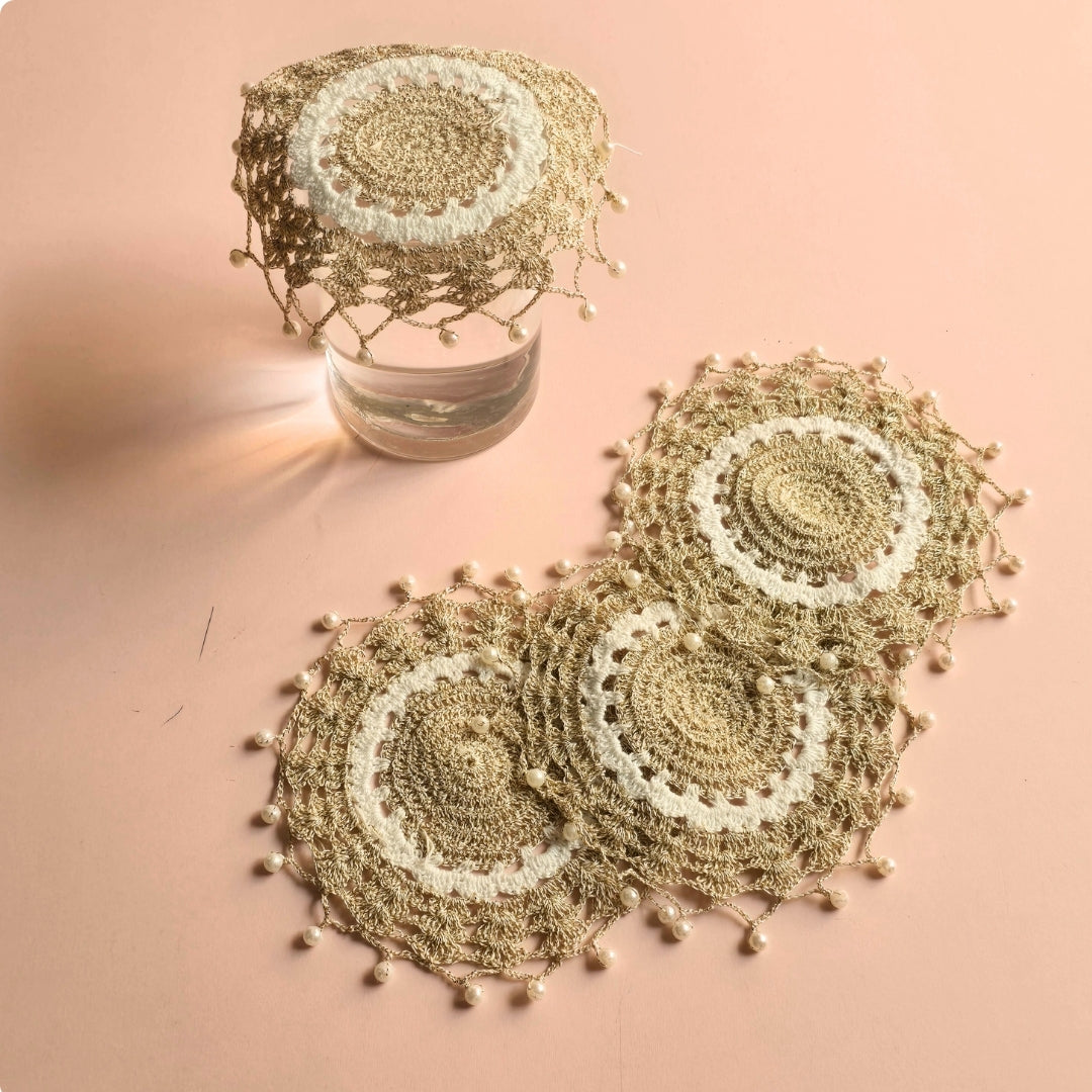 Zari Leaf Table Setting Hamper