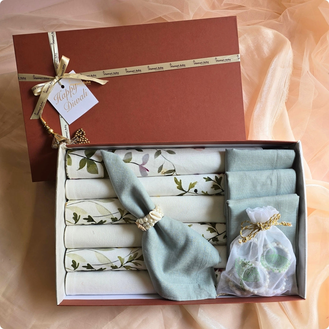 Floral Table Setting Hamper