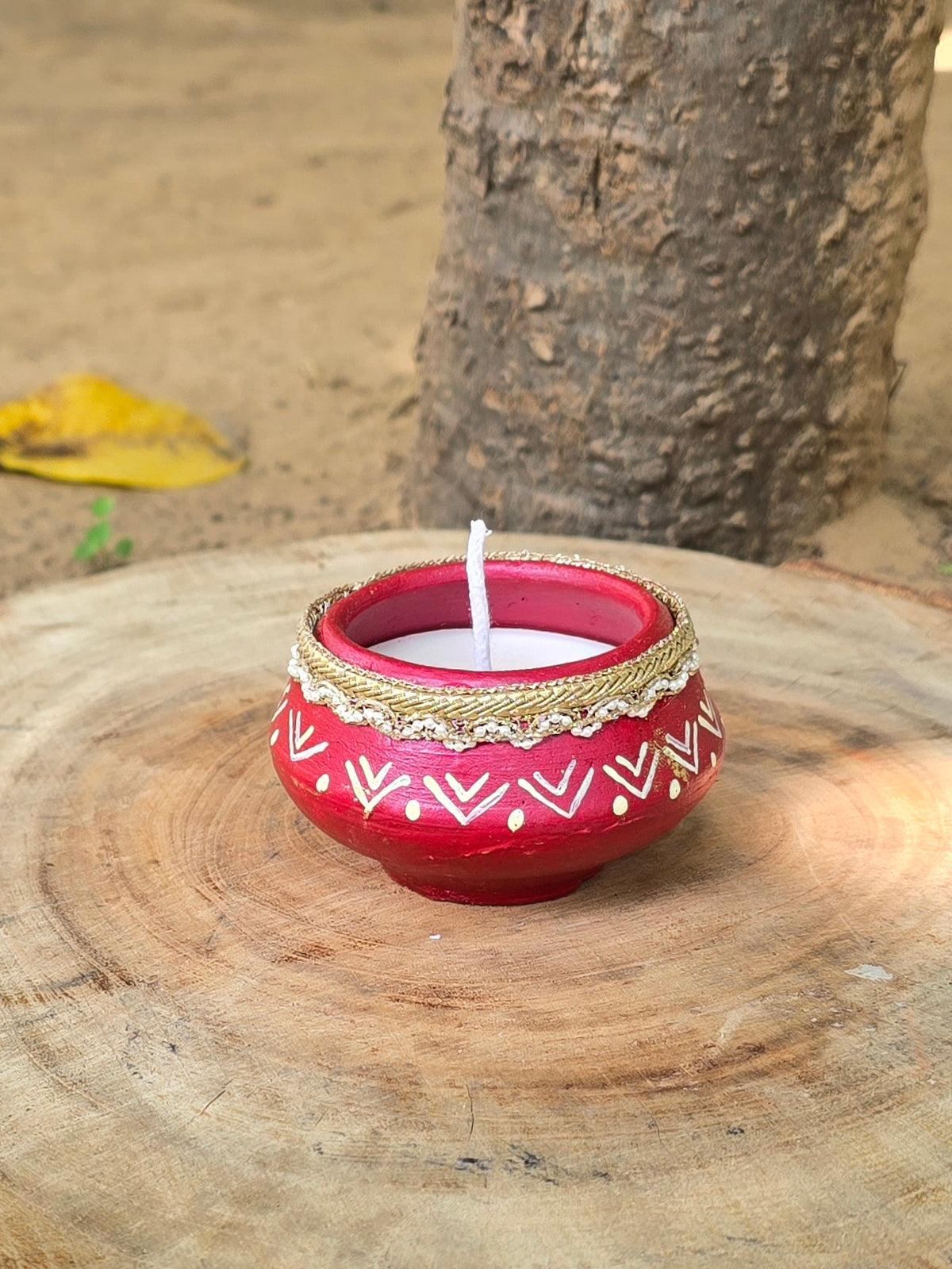 Matki Soy Wax Diya ( Set Of 6) (Kumkum)