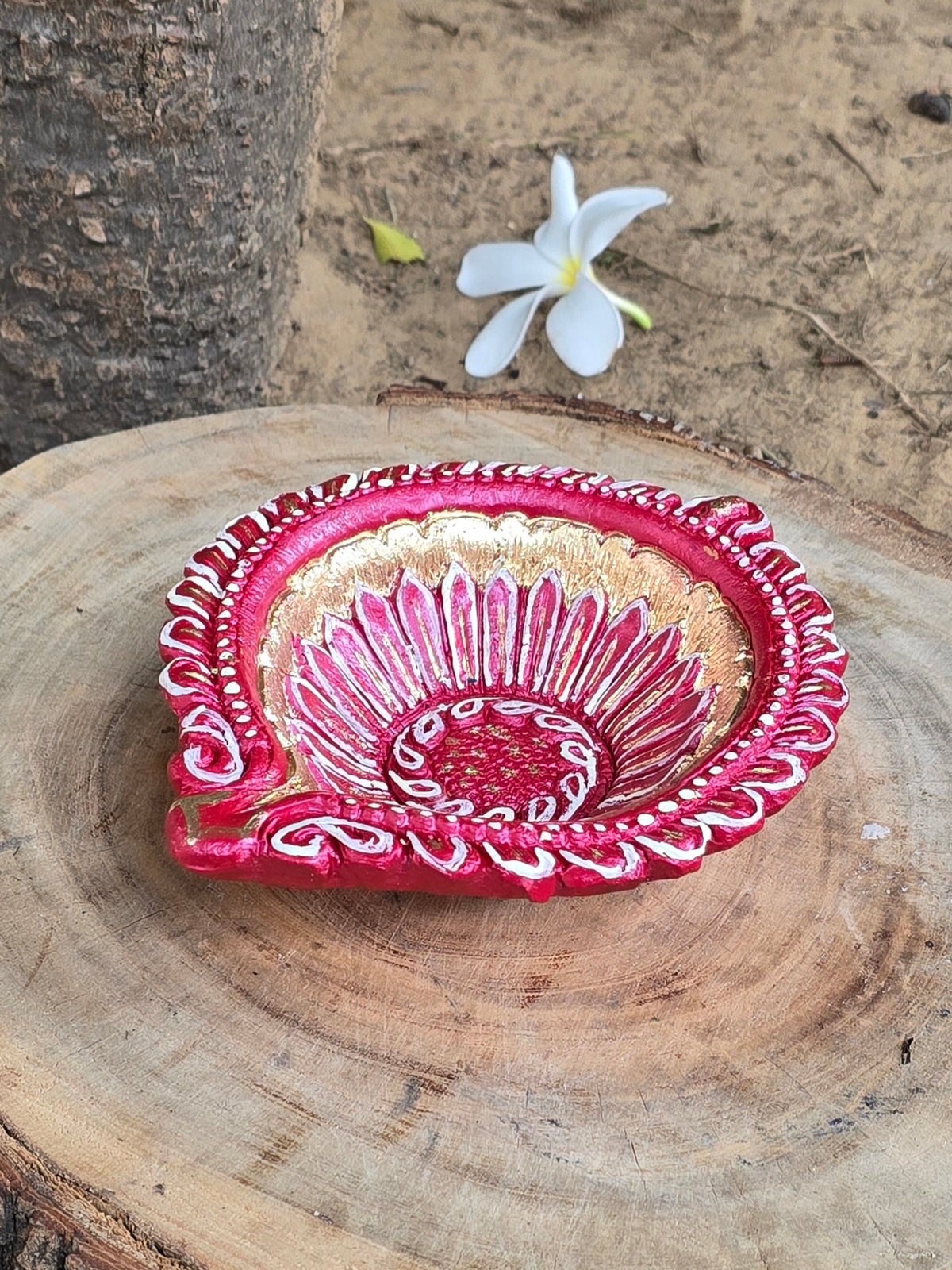 Big Designer (Oil) (Kumkum)