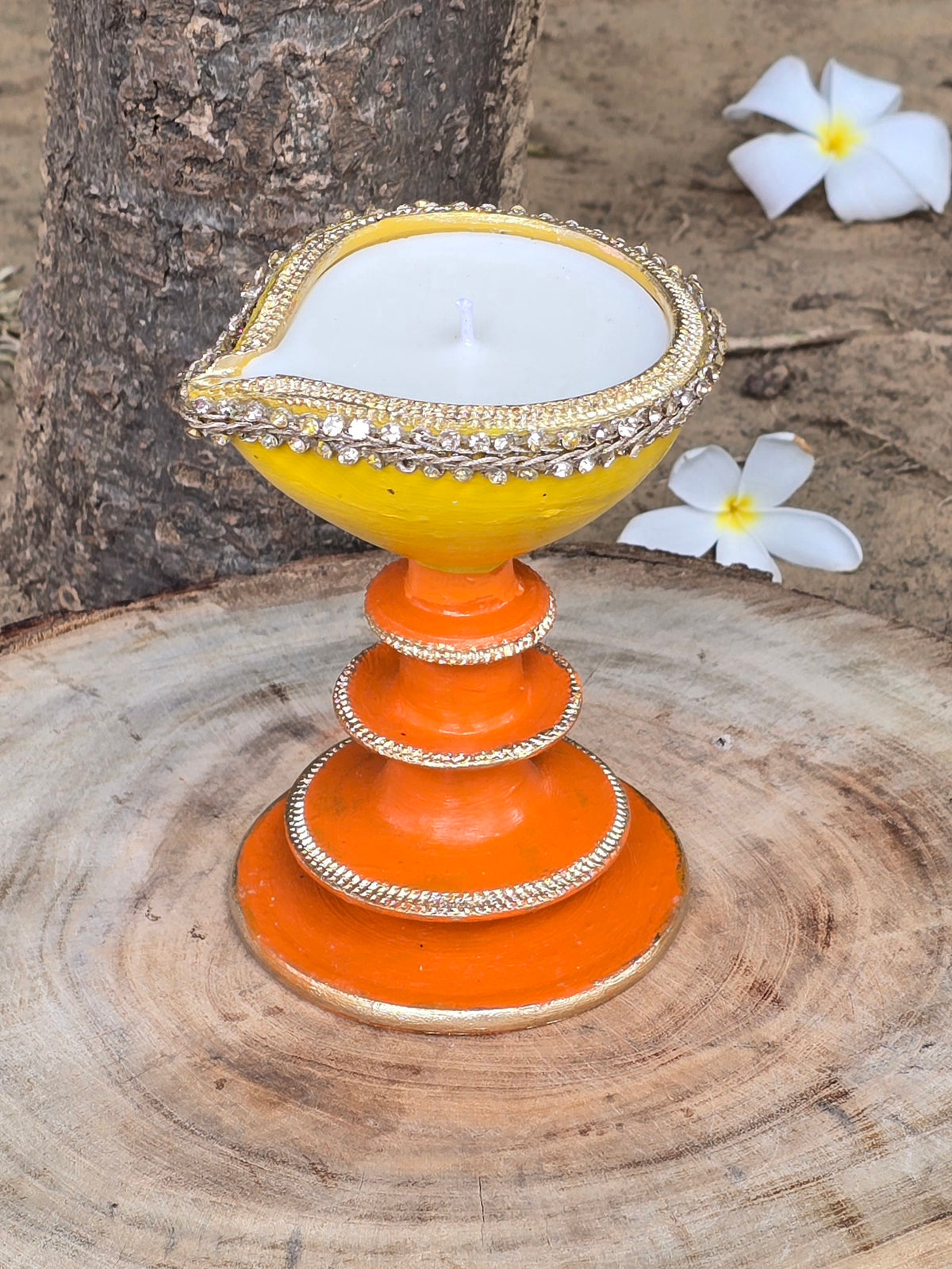 Stand Diya (Kiran)