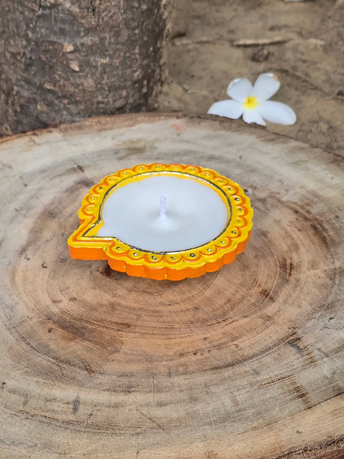 Soya Wax Diya ( Set Of 6) (Kiran)