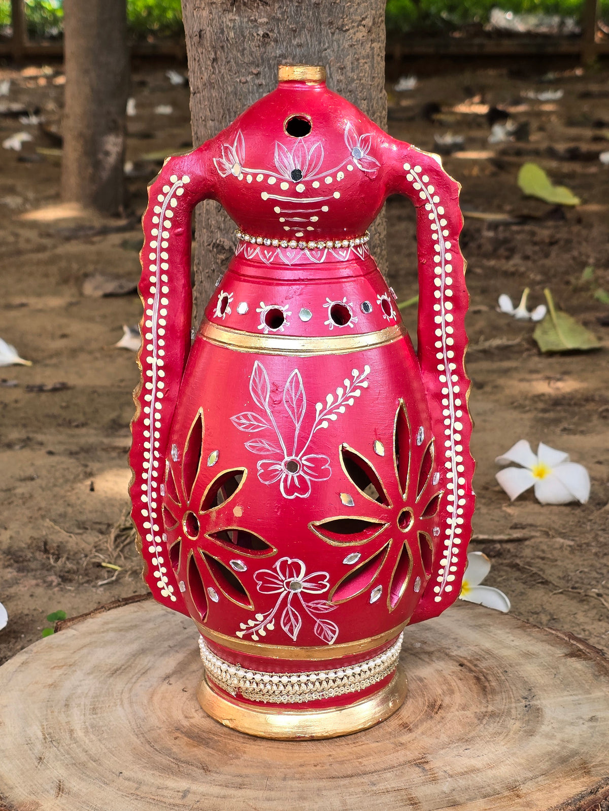 Lantern (Kumkum)