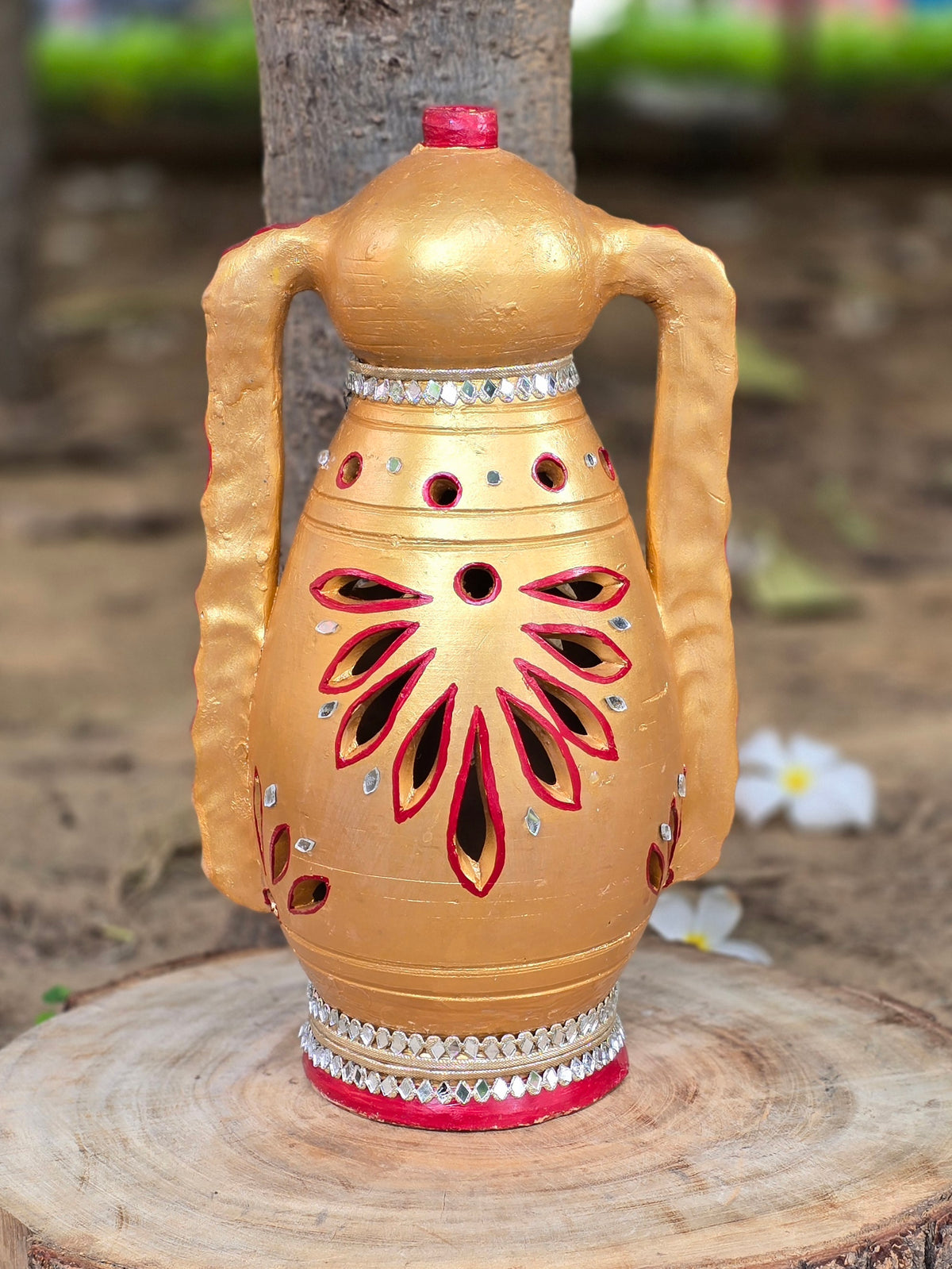 Lantern (Noor)