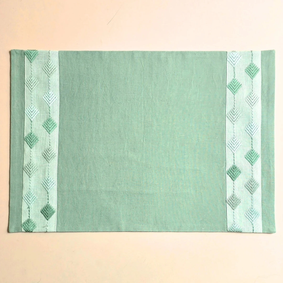 Geometric Grace Table Mat