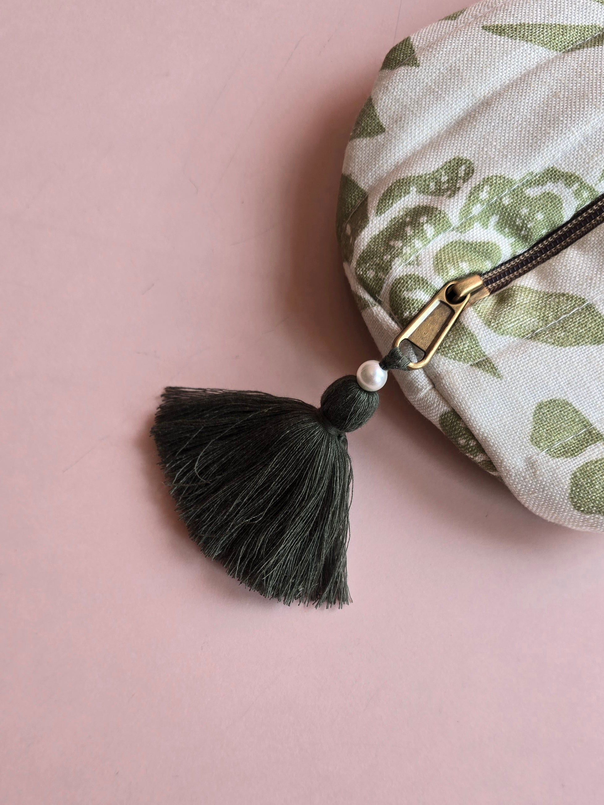 Green Leaf Utility Pouch