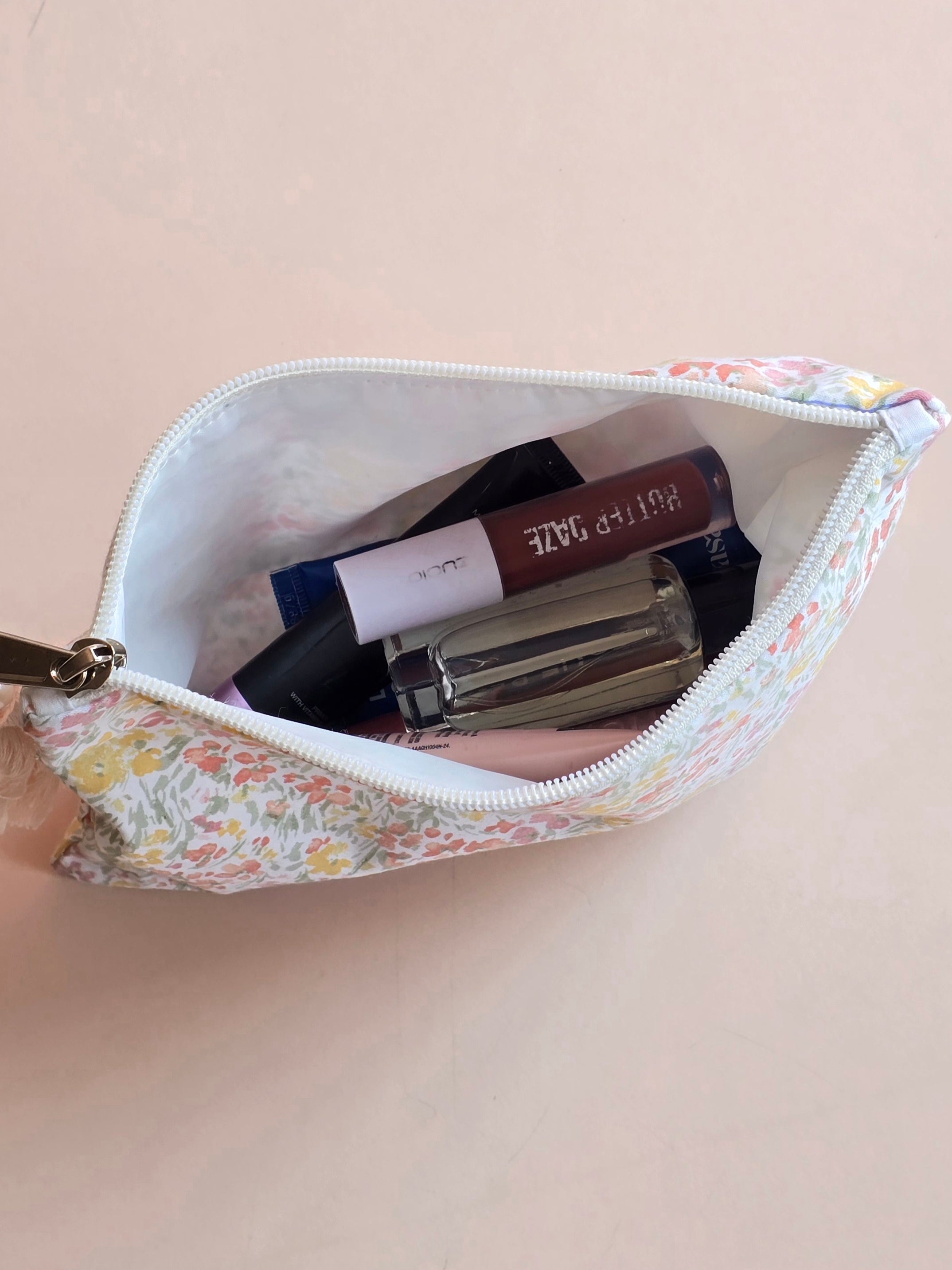 Blush Petal Pouch Set