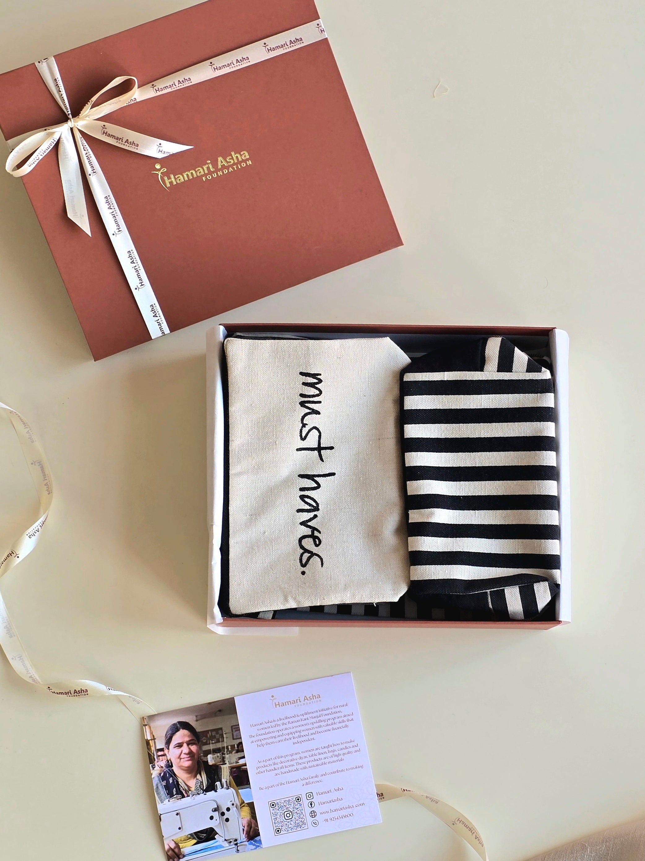 Midnight gift hamper