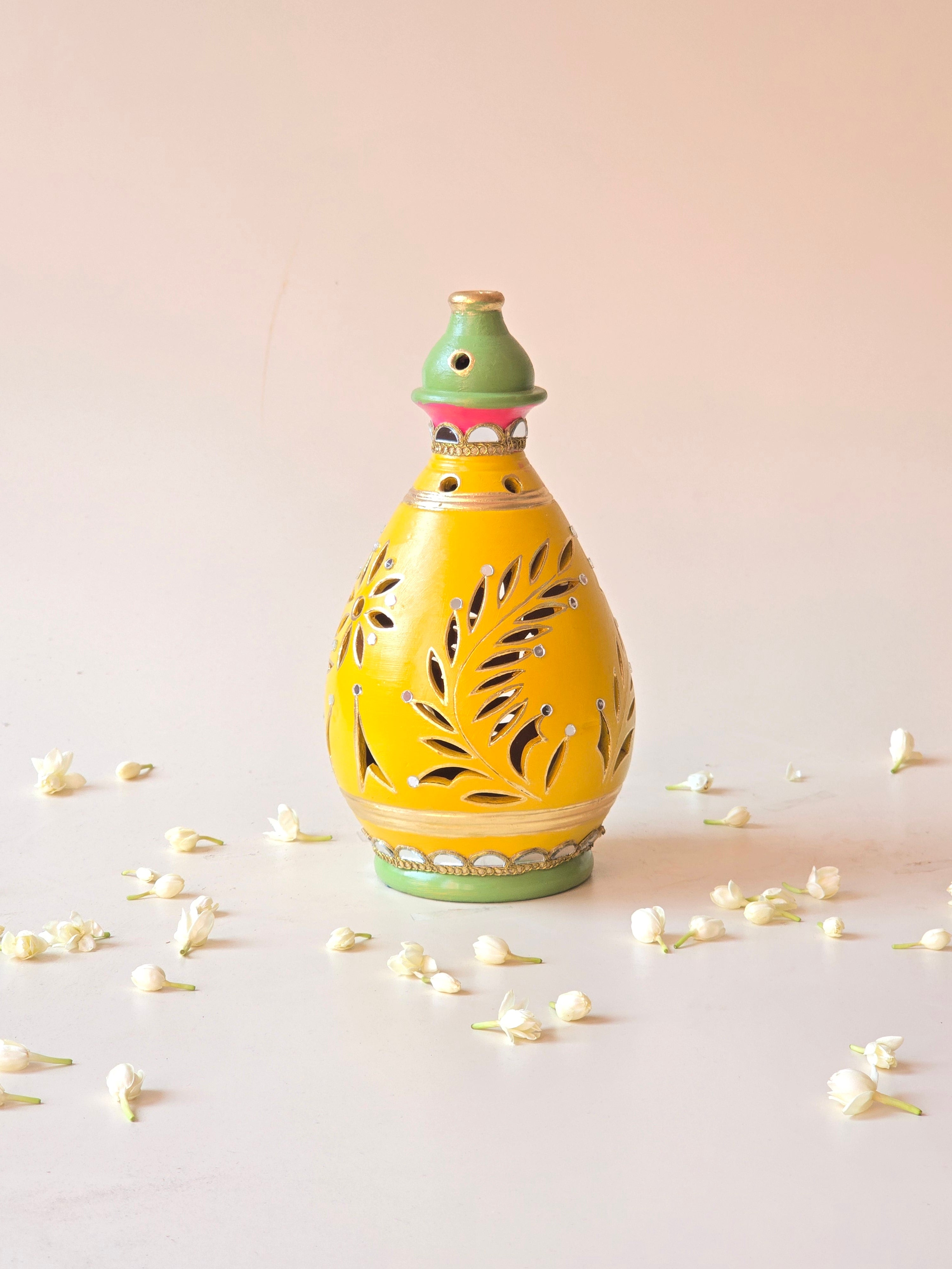 Lippan Lantern