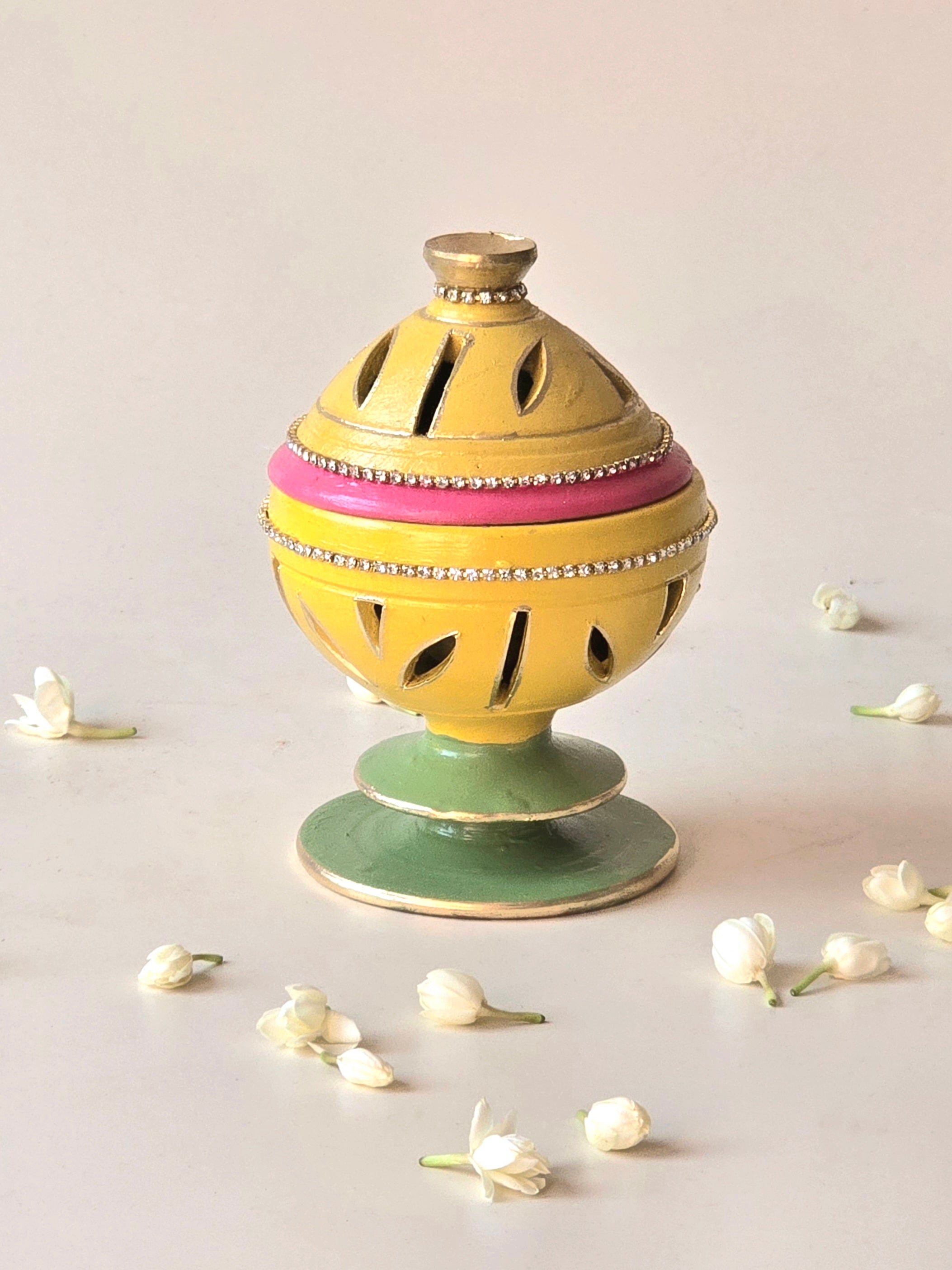 Lippan Lamp With Lid