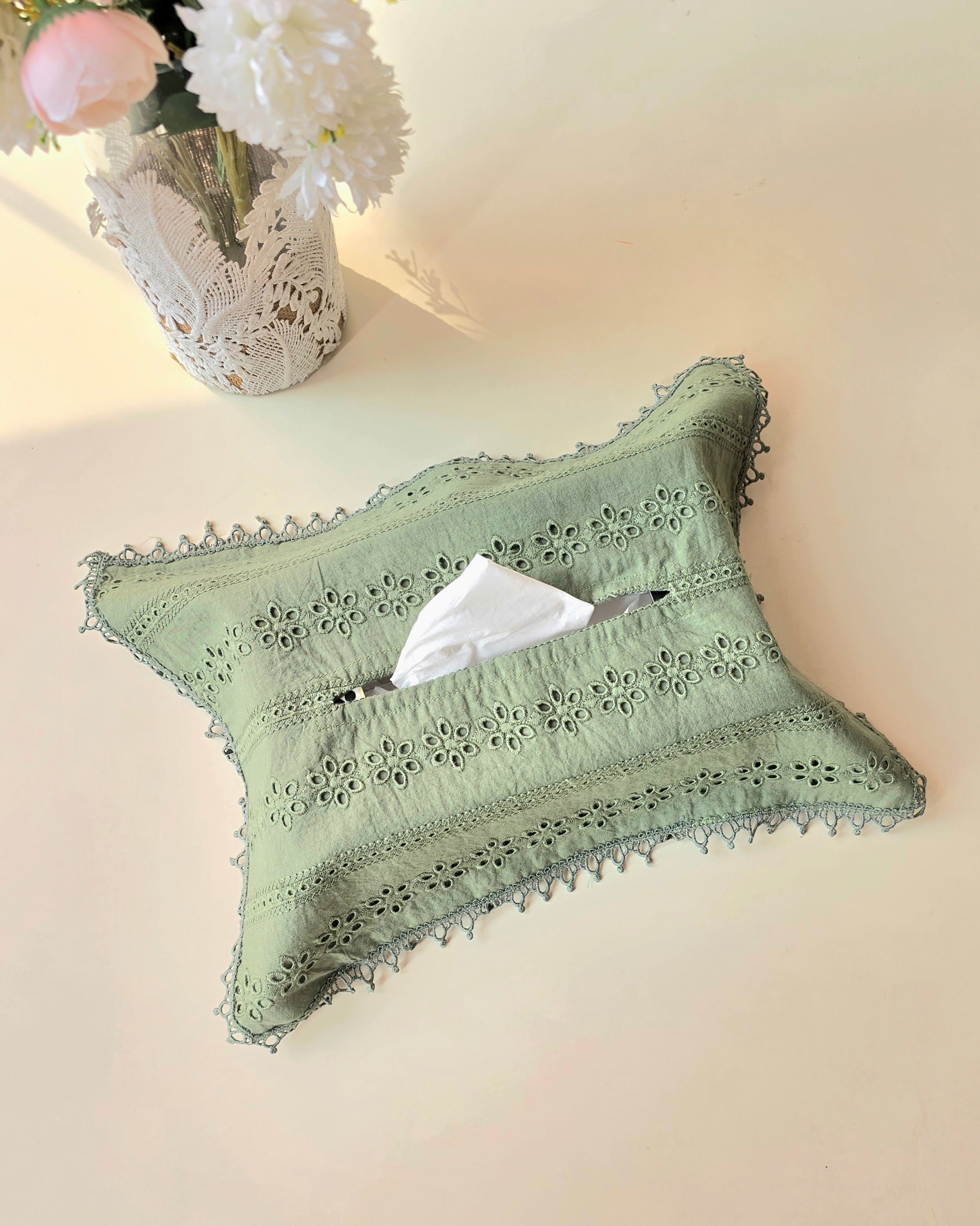 Green Schiffli Lace Tissue Box Cover