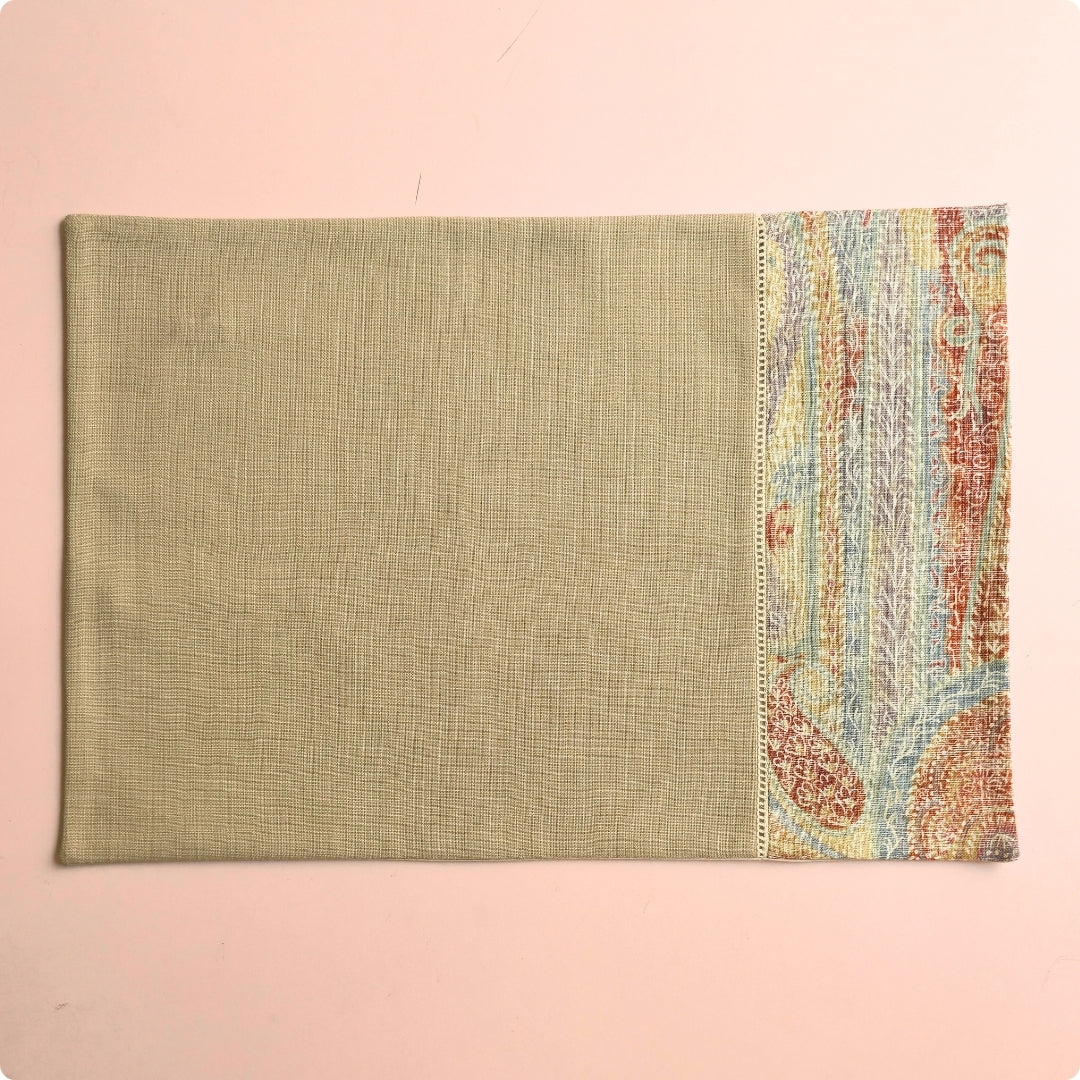 Paisley Table Setting Hamper