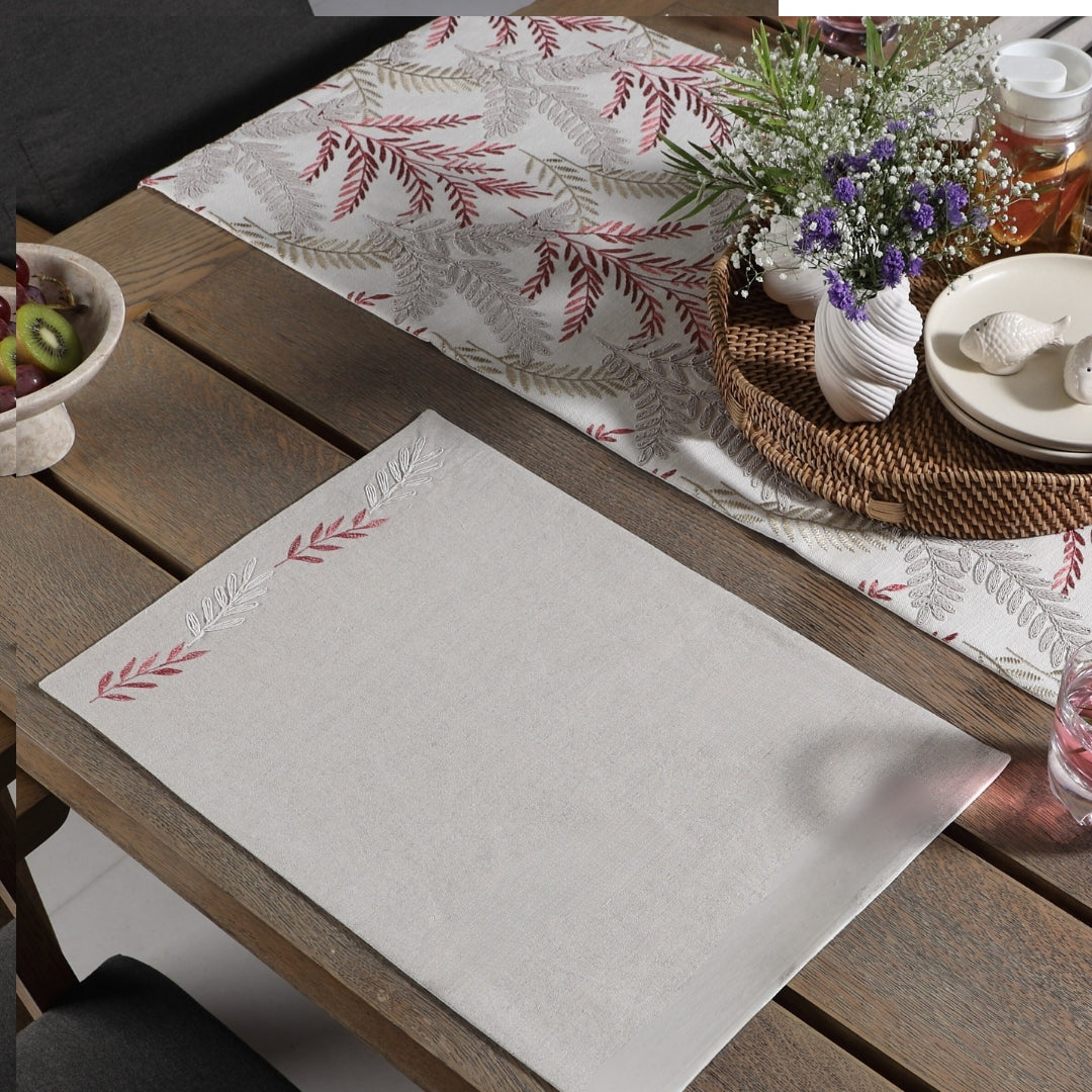 Harvest Table  Linen Set