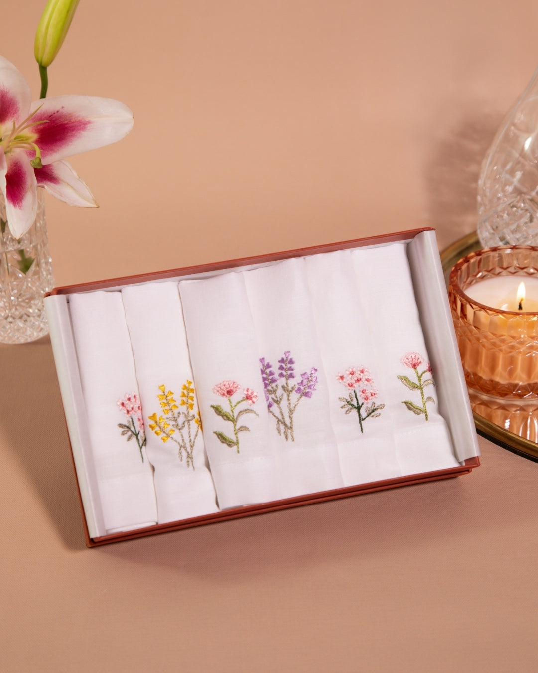 Floral Napkin Hamper