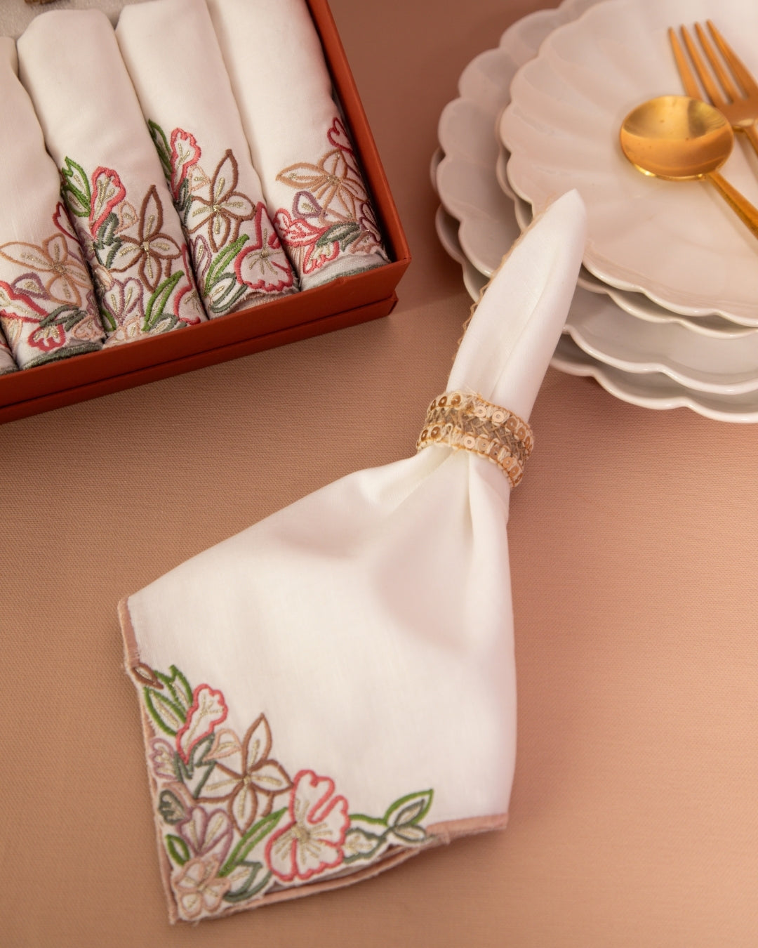 Floral Napkin & Ring Hamper