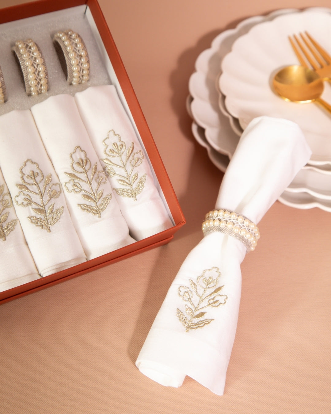 Zari Motif Napkin & Ring Hamper