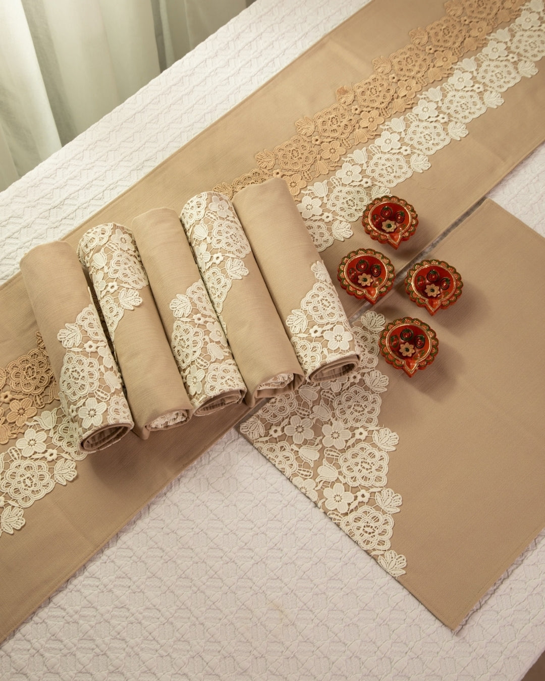 Beige Floral Table Linen Hamper
