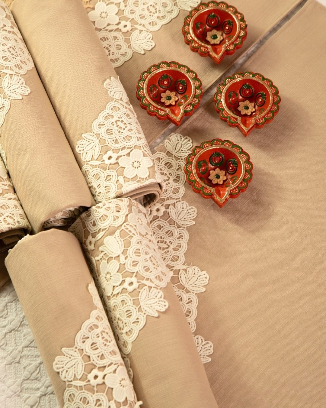Beige Floral Table Linen Hamper