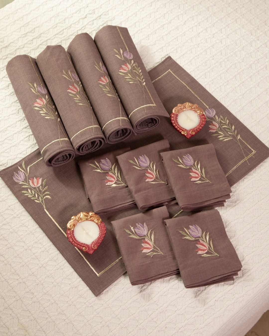 Mauve Mat & Napkin Hamper