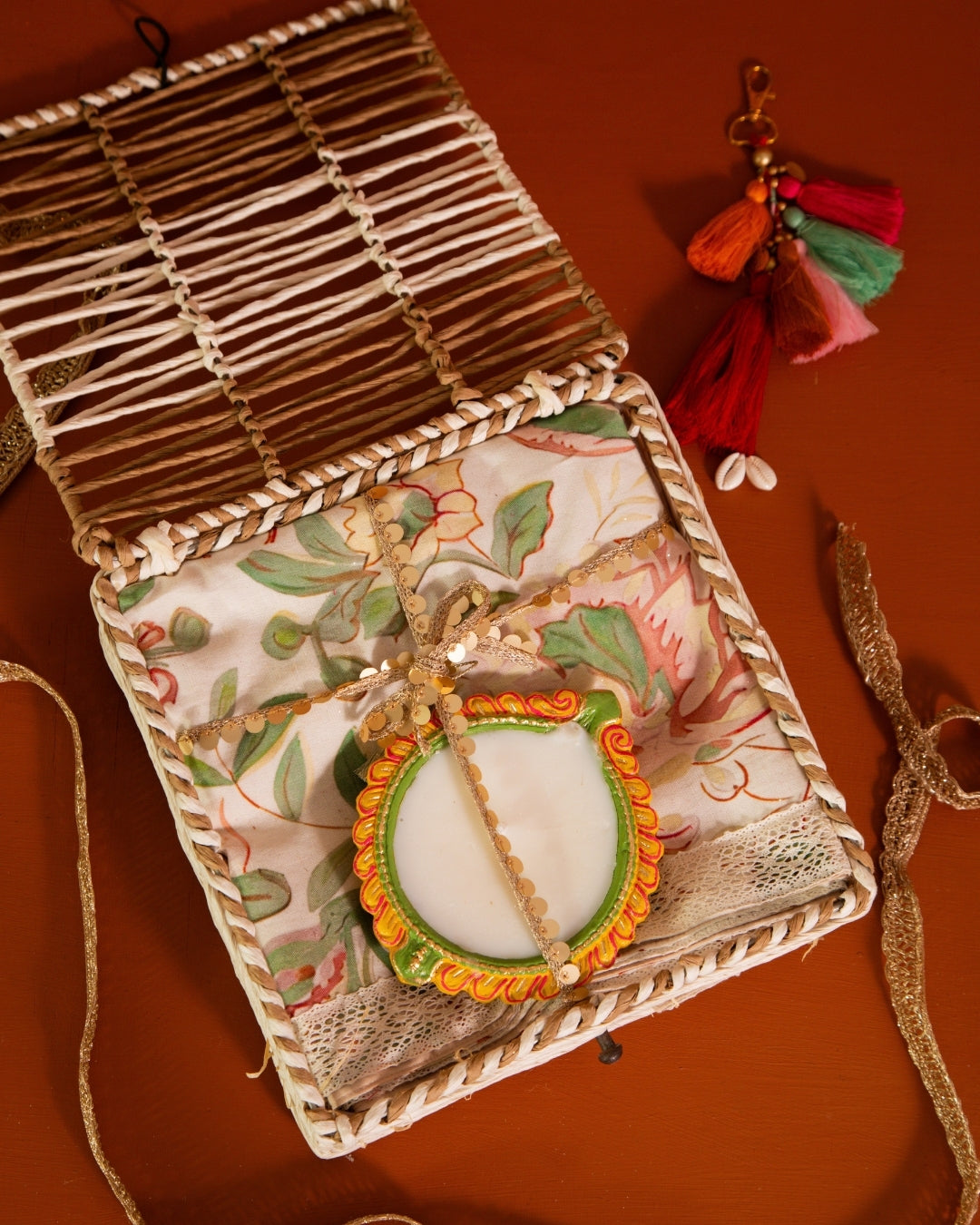 Rose Garden Diya Hamper