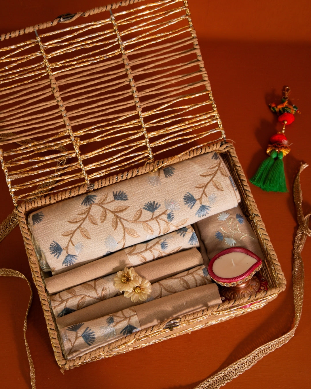 Blue Spring Table Linen Hamper