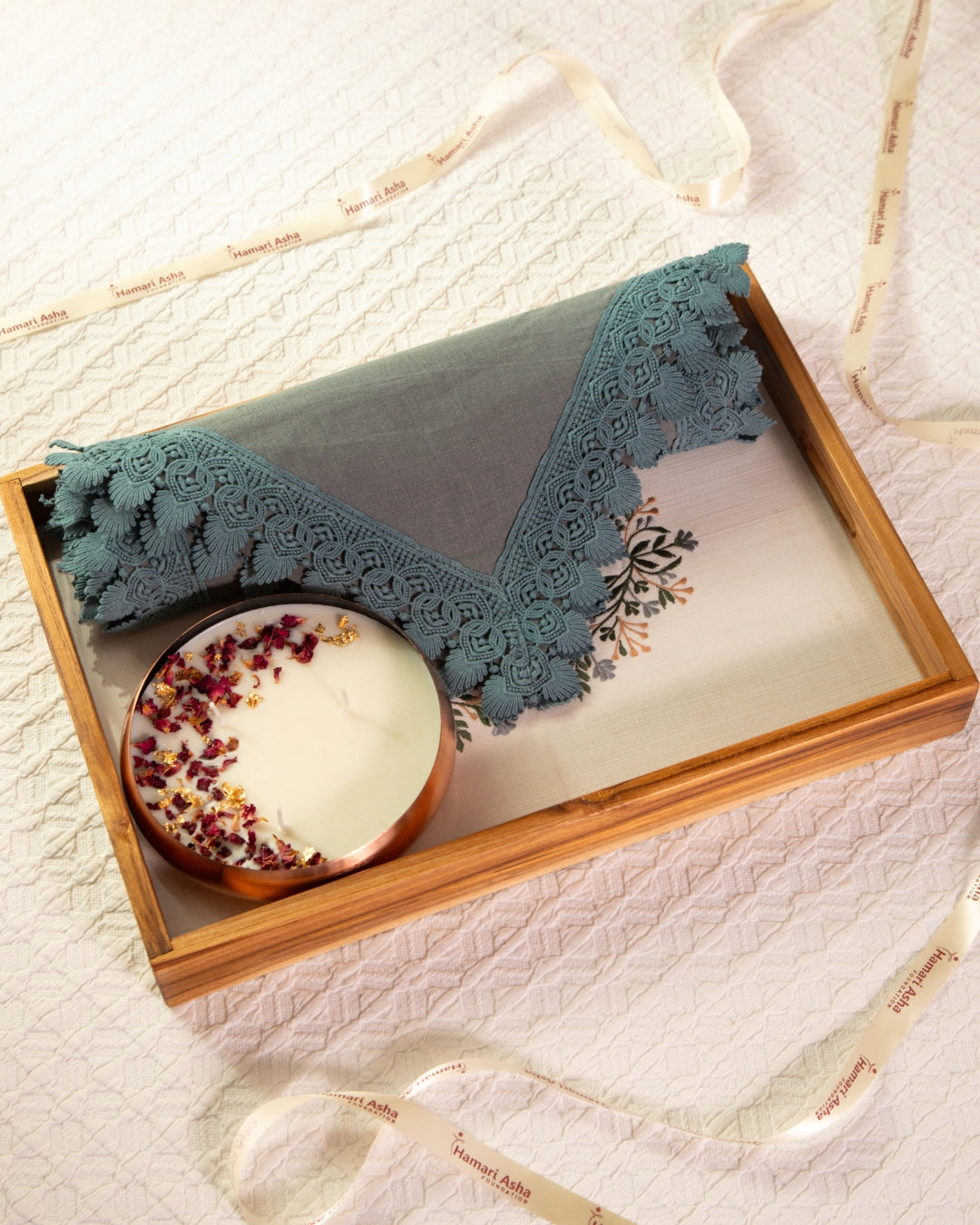 Blue Scallop Urli, Tray, Runner Combo Set