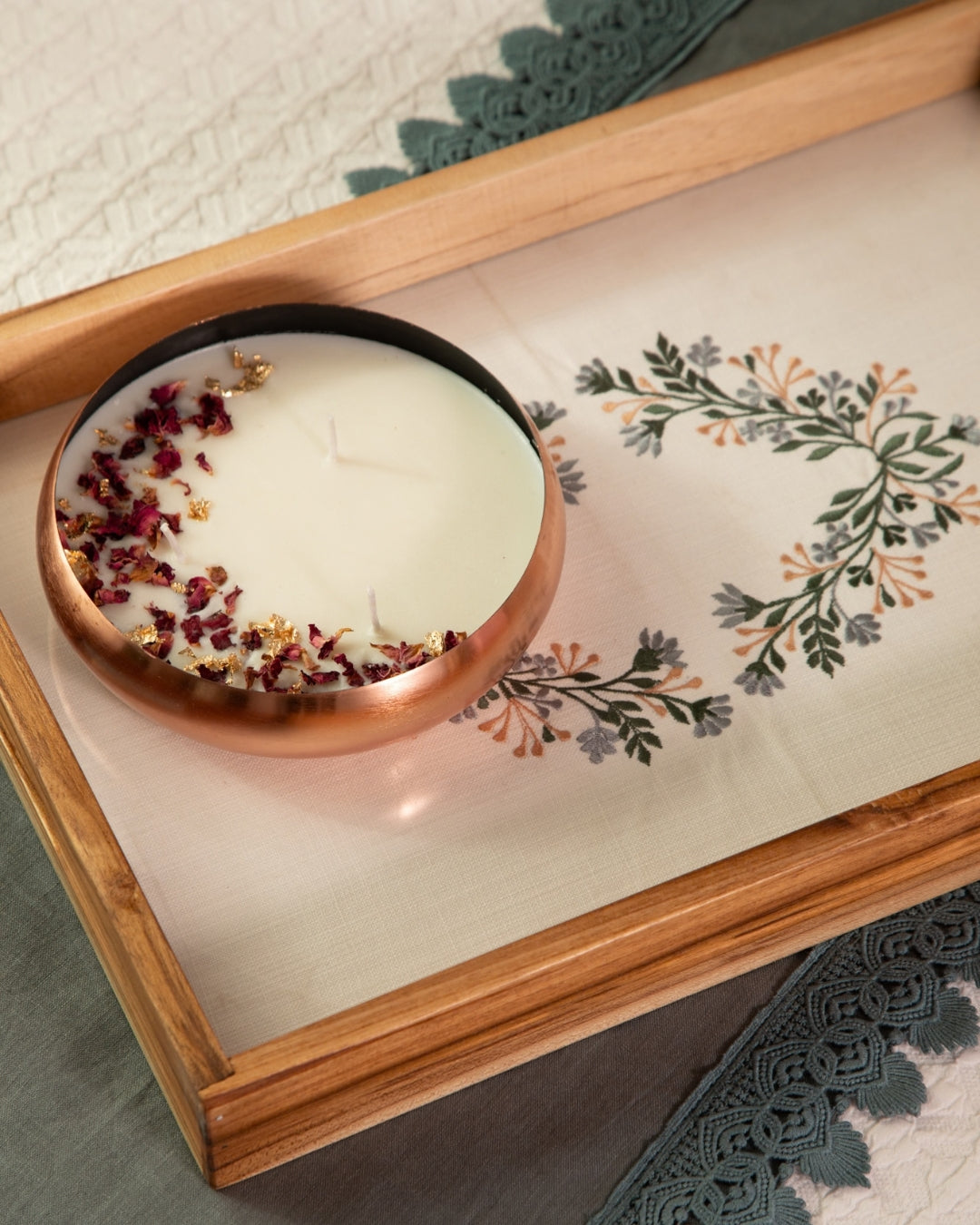 Blue Scallop Urli, Tray, Runner Combo Set