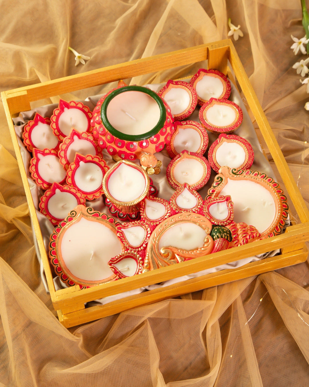 Zari Zardozi Diya Hamper