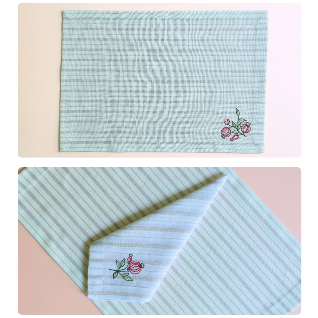 Pomegranate  Table Linen Set