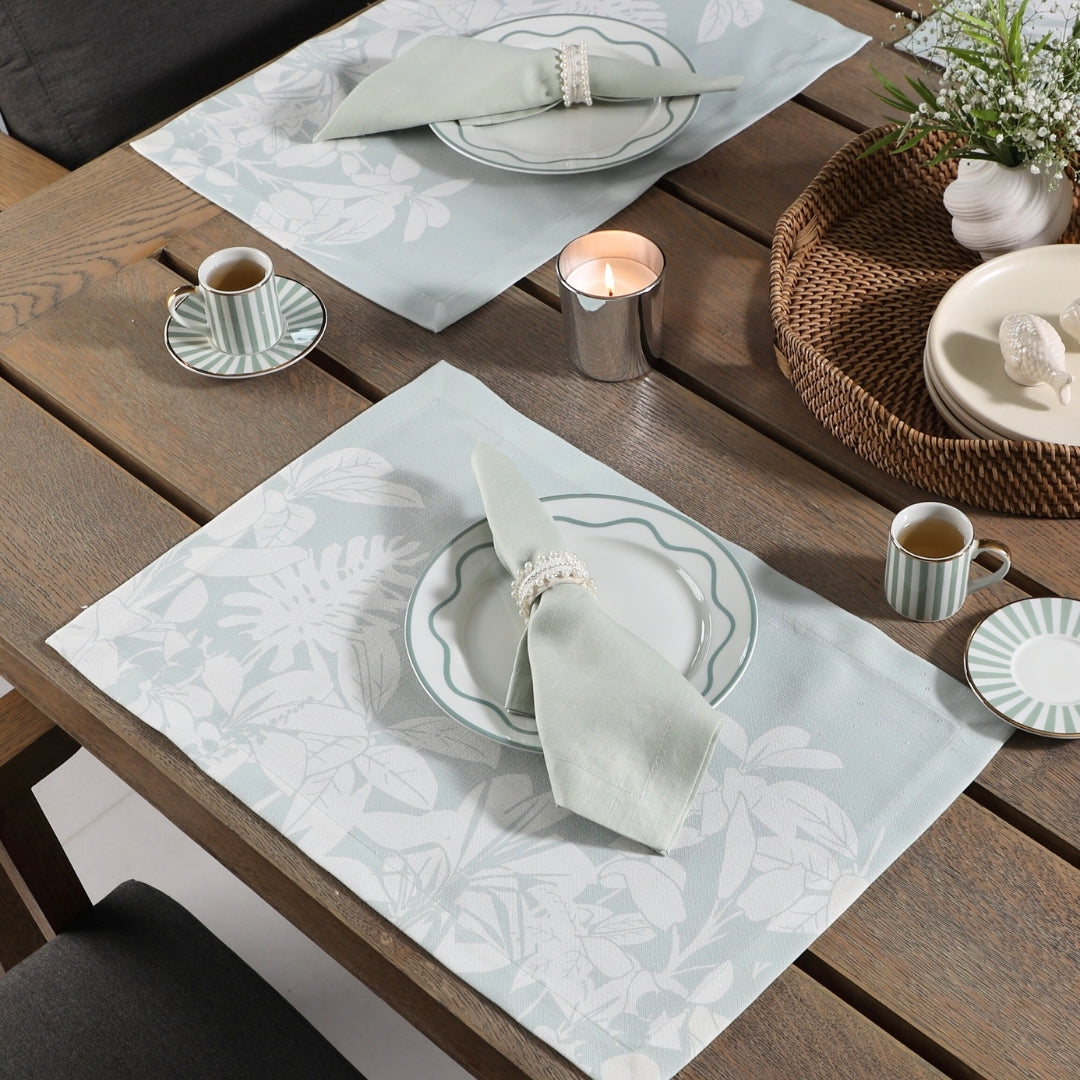 Blue Botanical  Table Linen Set