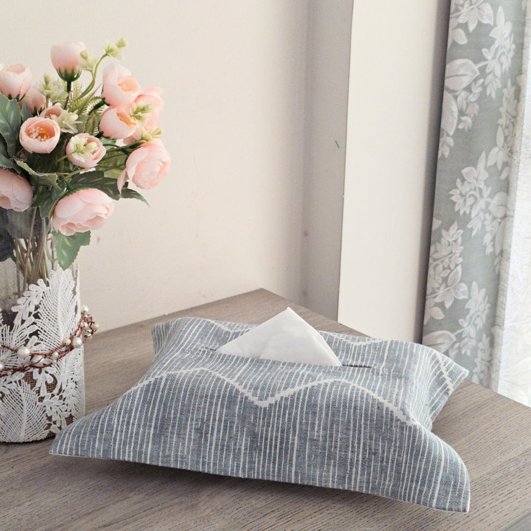 Fine Textured Tissue Box Cover