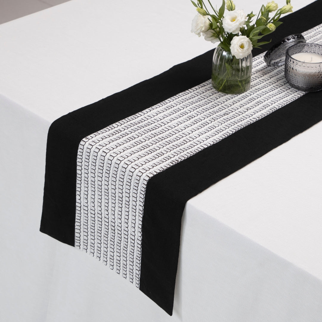 Black & White Table  Runner