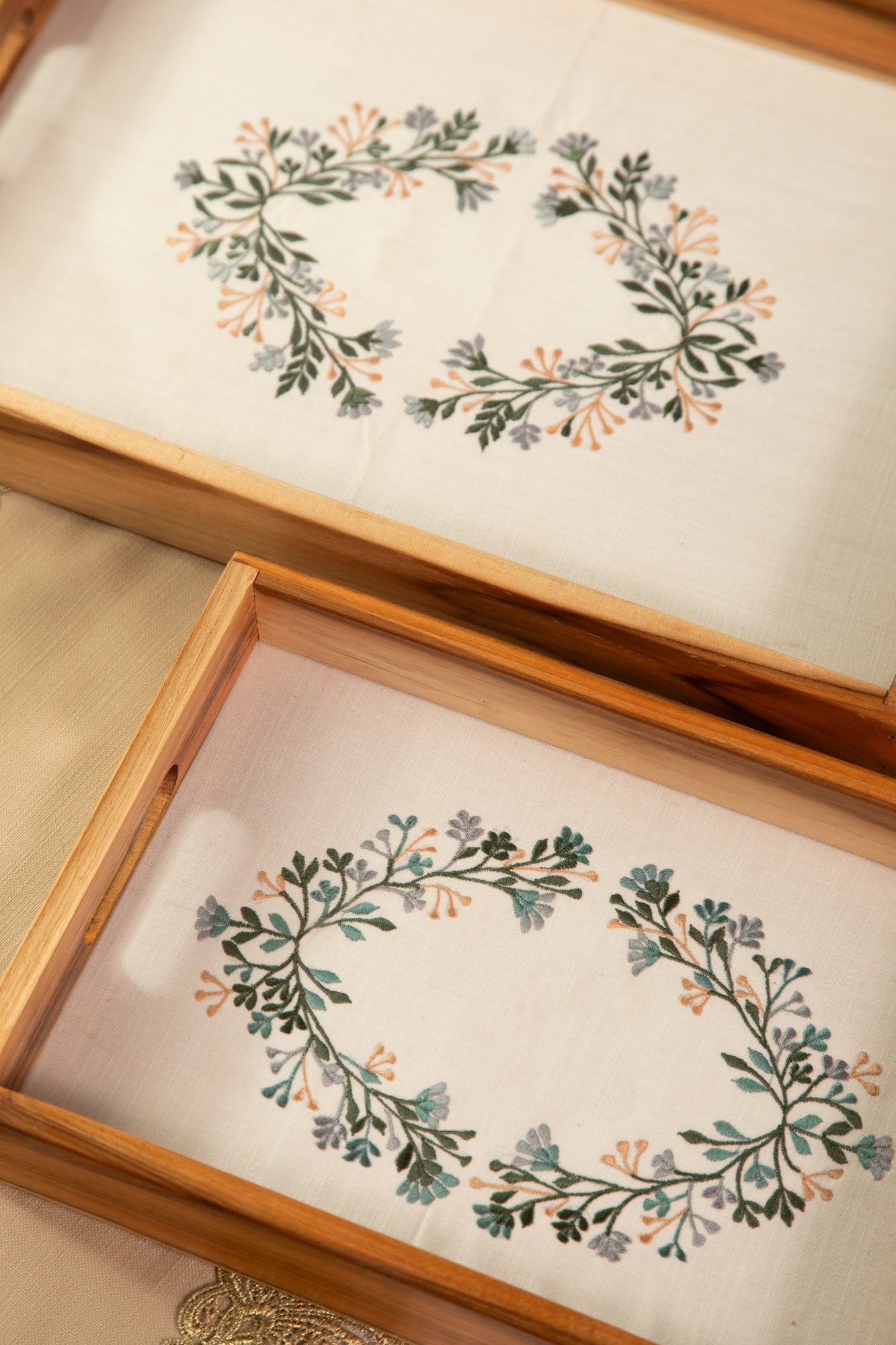 Blue Scallop Serving Tray Set