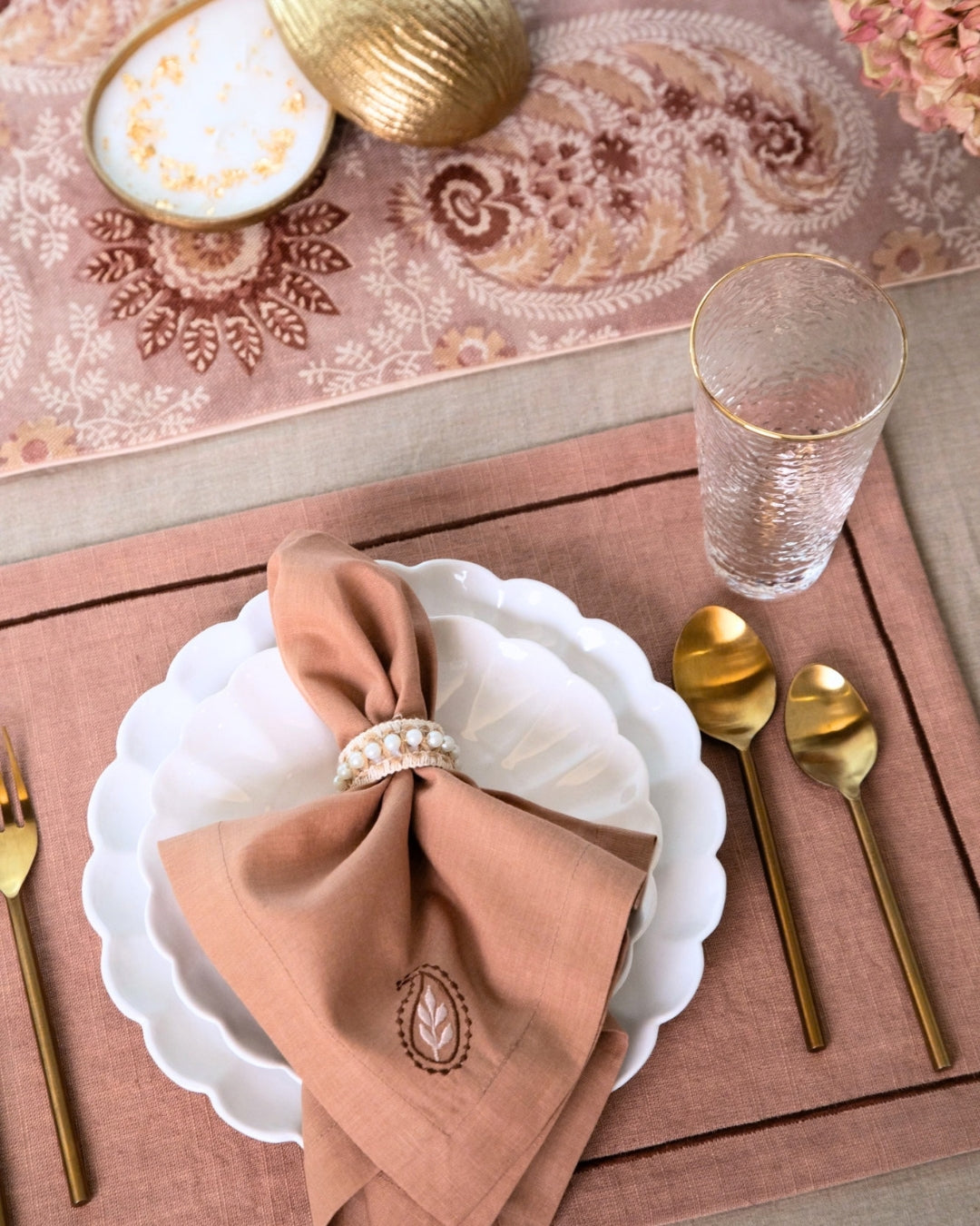 Crimson Paisley Table Linen Set