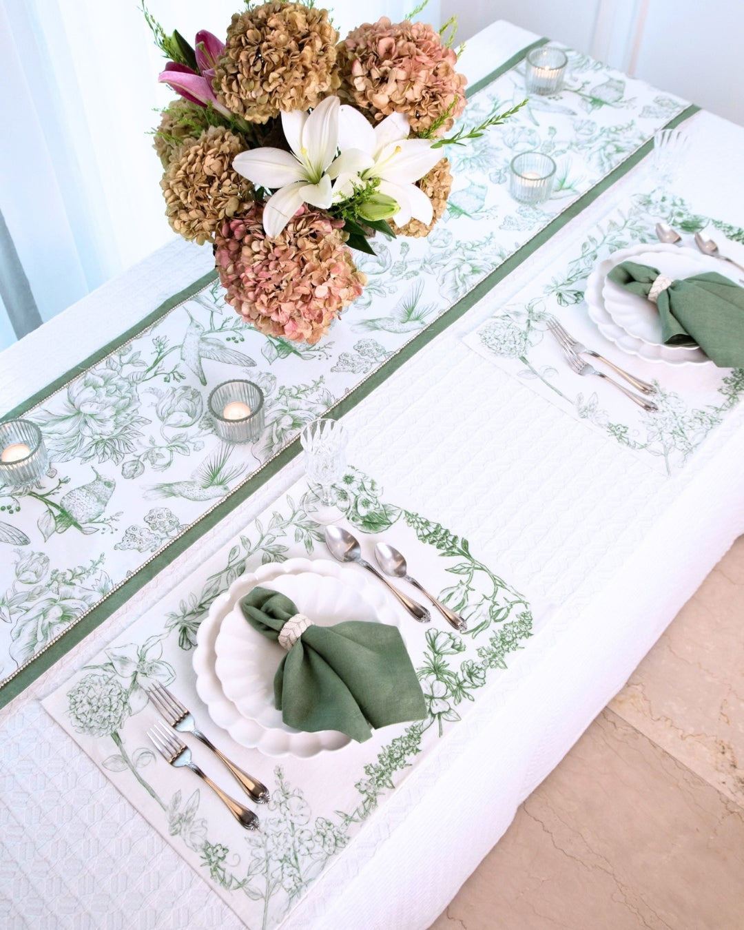 Green Botanical Table Linen Set