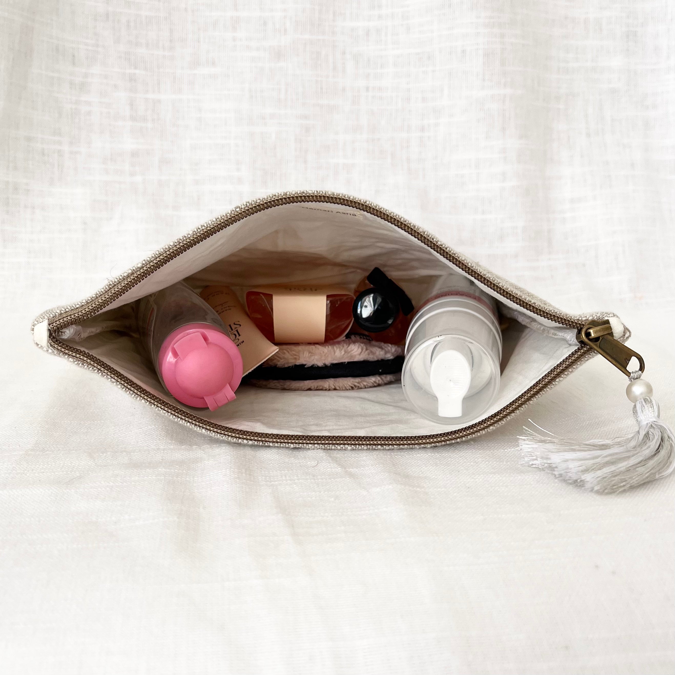 Lace Accessories Pouch