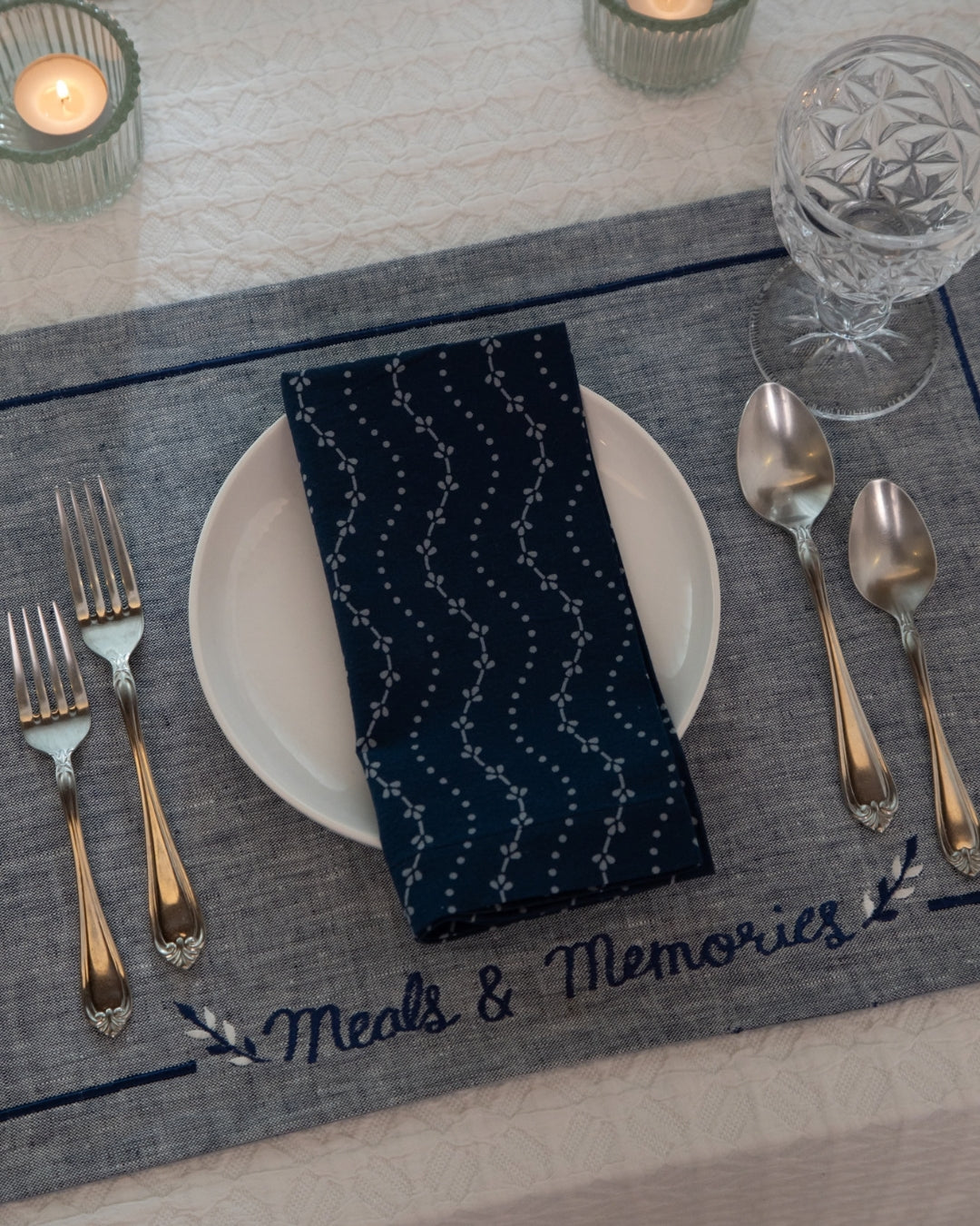 Meals & Memories Table Linen Set