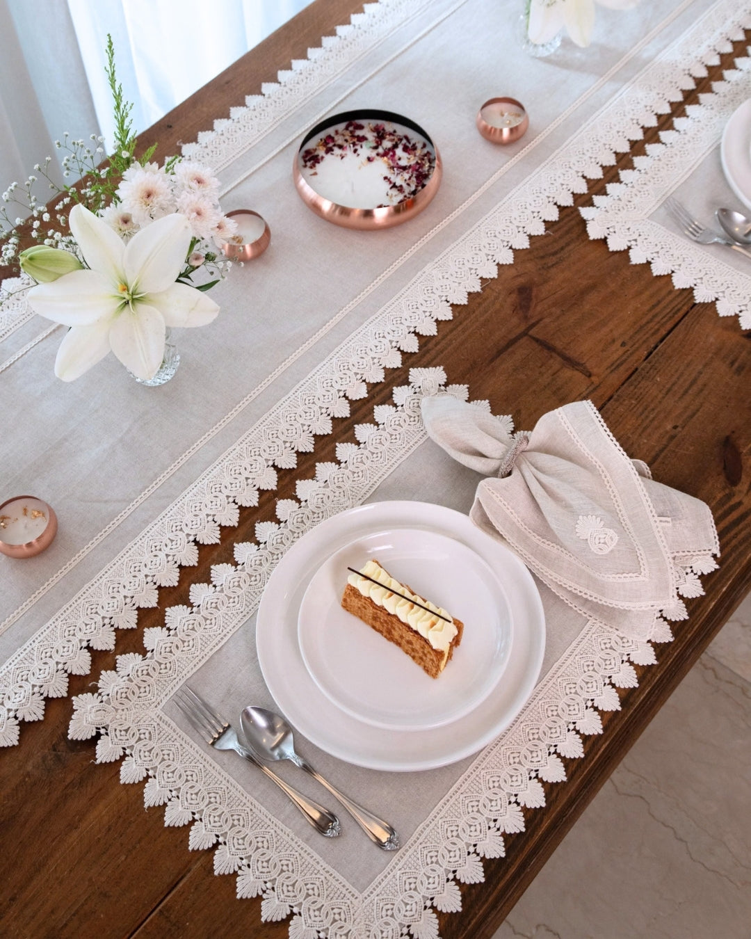 Natural Broad Lace Table Linen Set