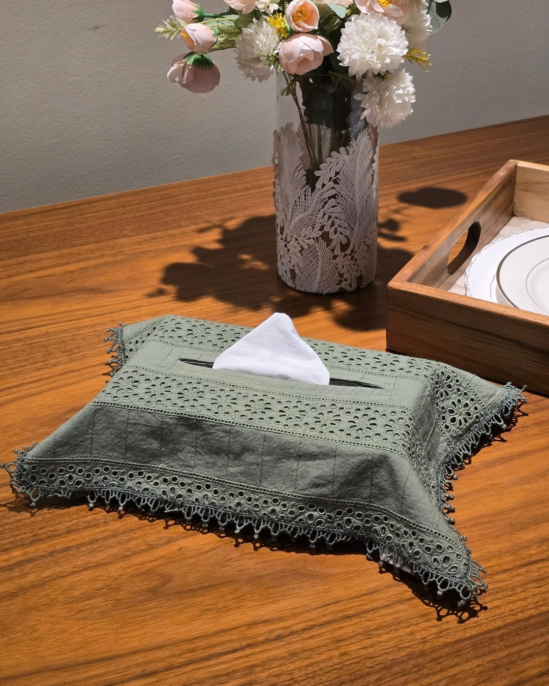 Green Schiffli Lace Tissue Box Cover