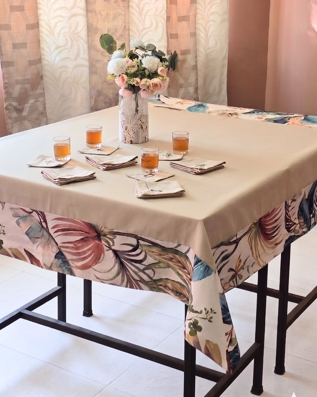 Palm Leaf Mahjong Table Cloth