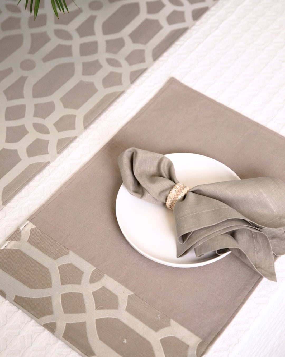 Vintage Jacquard Table Linen Set