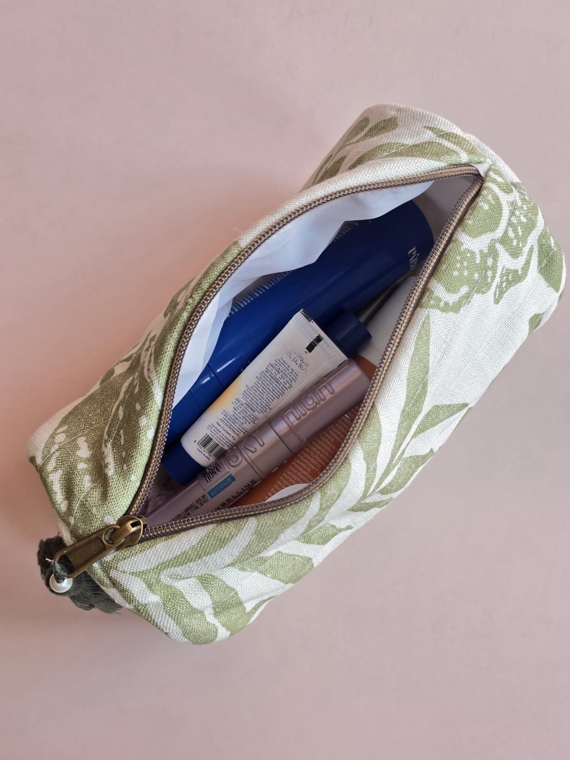 Green Leaf Utility Pouch