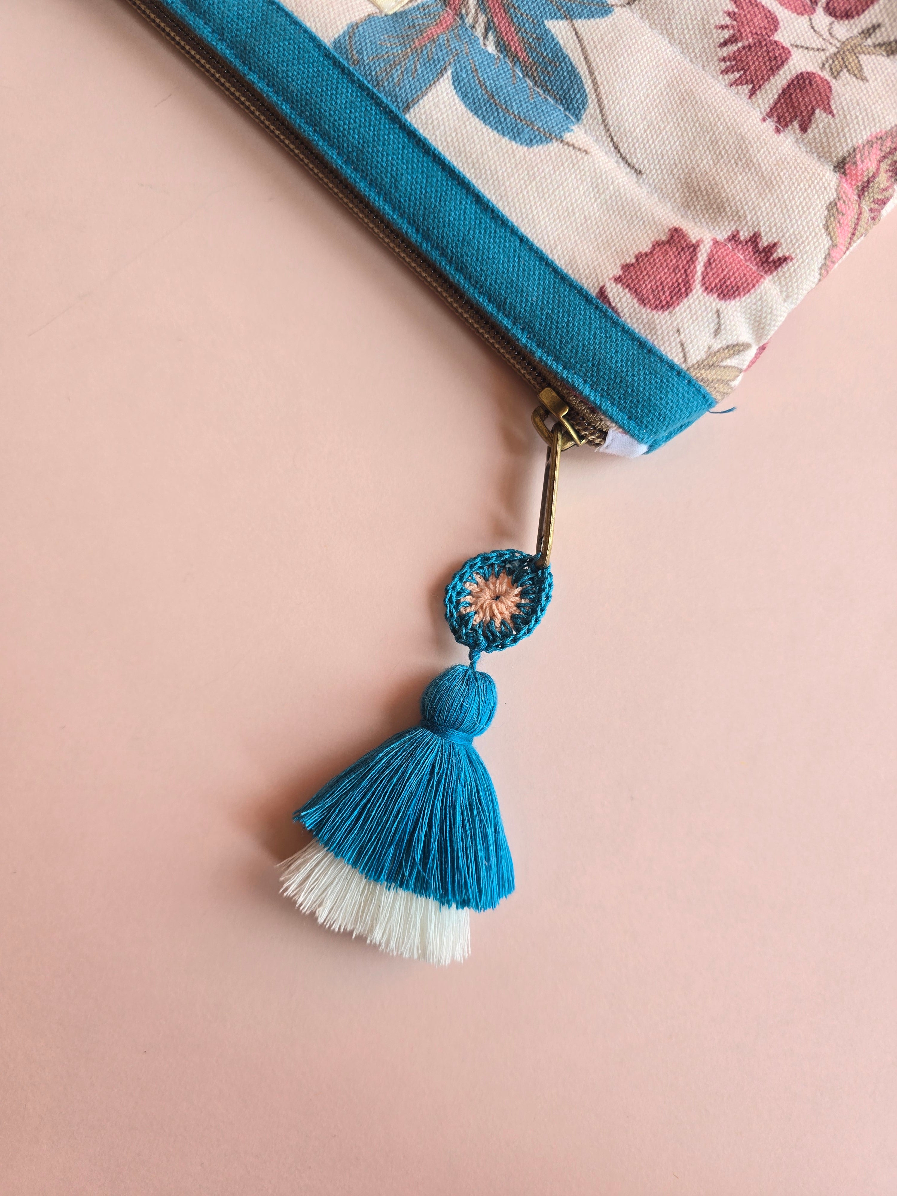 Blue Wildflower Pouch Set